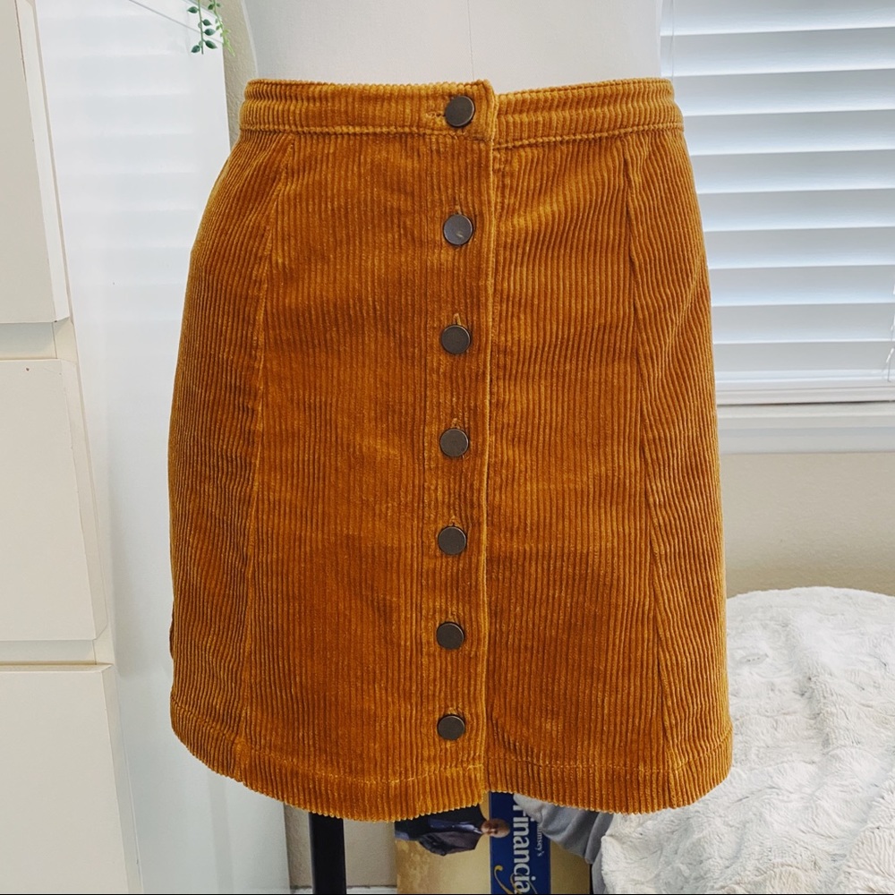 ✨NEW✨ Button-Down Corduroy Skirt